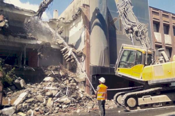 Yıkım Kırım kiralama Fiyatları